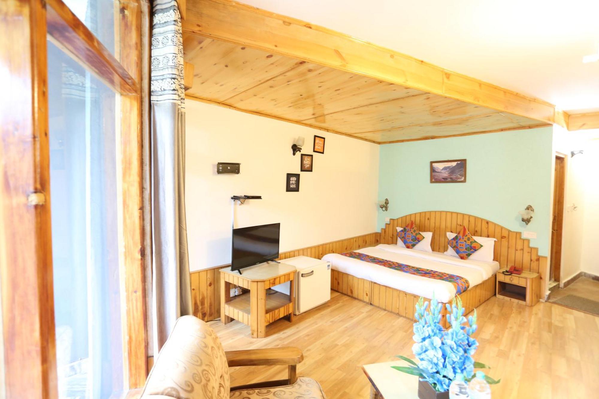 Hotel Surbhi Vashist Exteriör bild