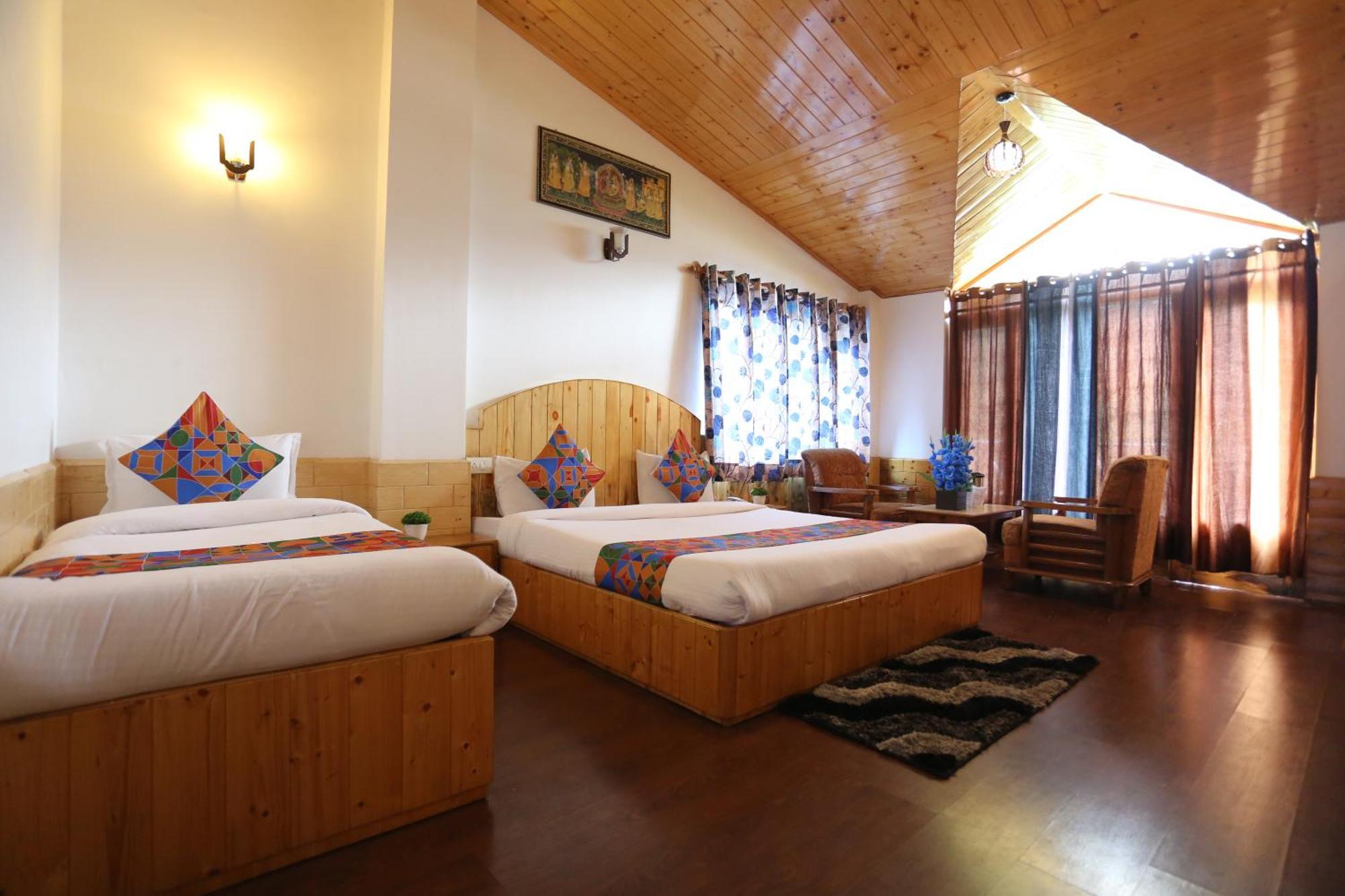 Hotel Surbhi Vashist Exteriör bild